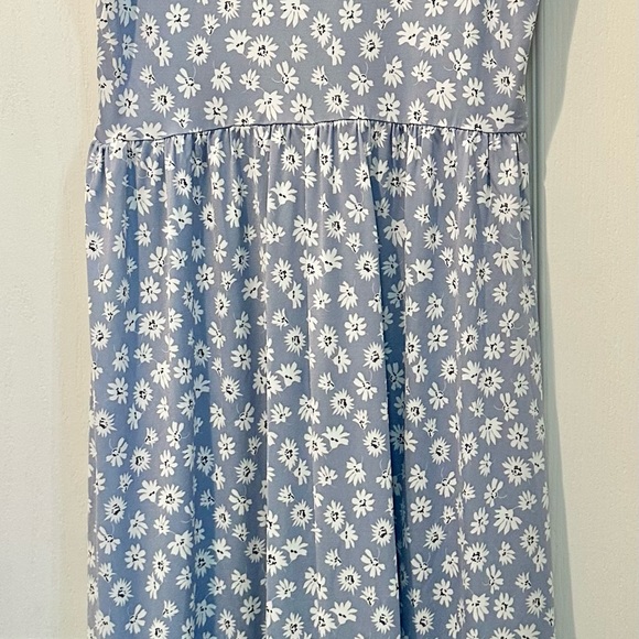 Miss Selfridge Daisy Print Midi Tiered Dress - Picture 7 of 8